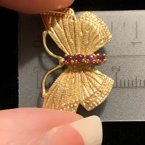 🦋 14K Solid Gold Ruby Butterfly Brooch Pin - Picture 7 of 8